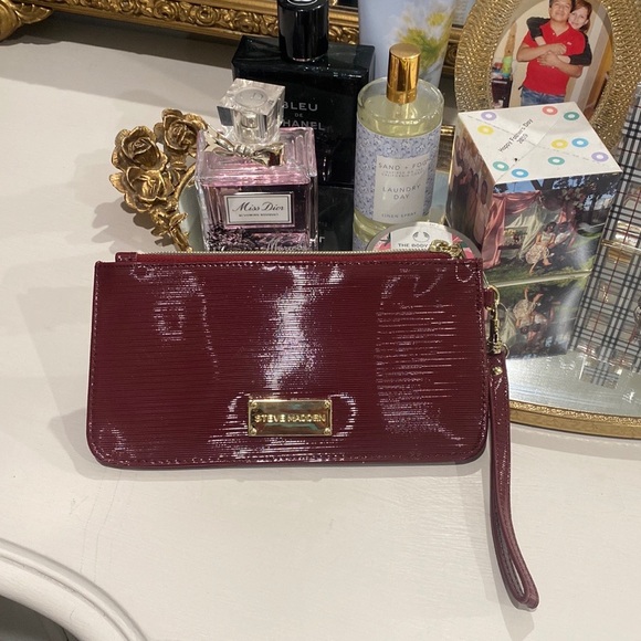 Do you like more than one item? Worry not, 20% Off Bundles 🤎 - Picture 7 of 11